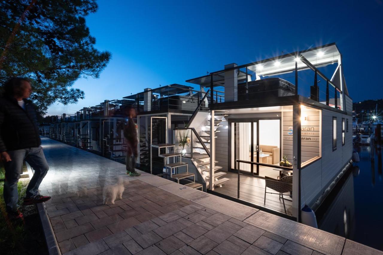 The Sea Lodges Portoroz - Bootshaus Floating Sea House Εξωτερικό φωτογραφία