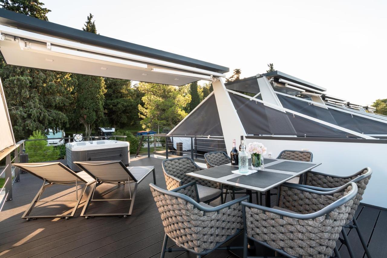 The Sea Lodges Portoroz - Bootshaus Floating Sea House Εξωτερικό φωτογραφία
