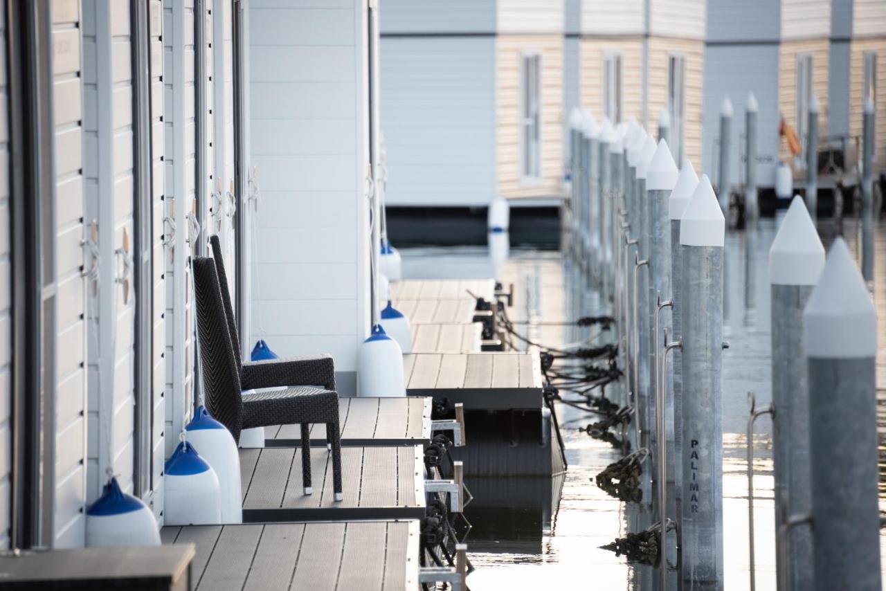 The Sea Lodges Portoroz - Bootshaus Floating Sea House Εξωτερικό φωτογραφία